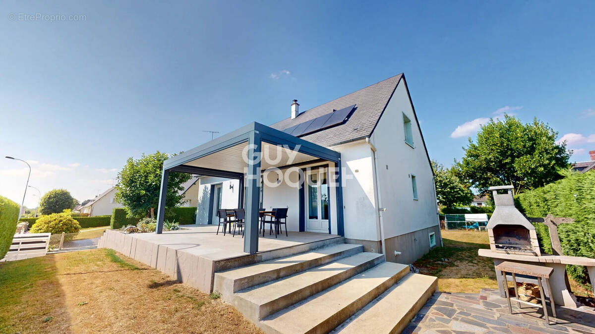 Maison à DUCEY