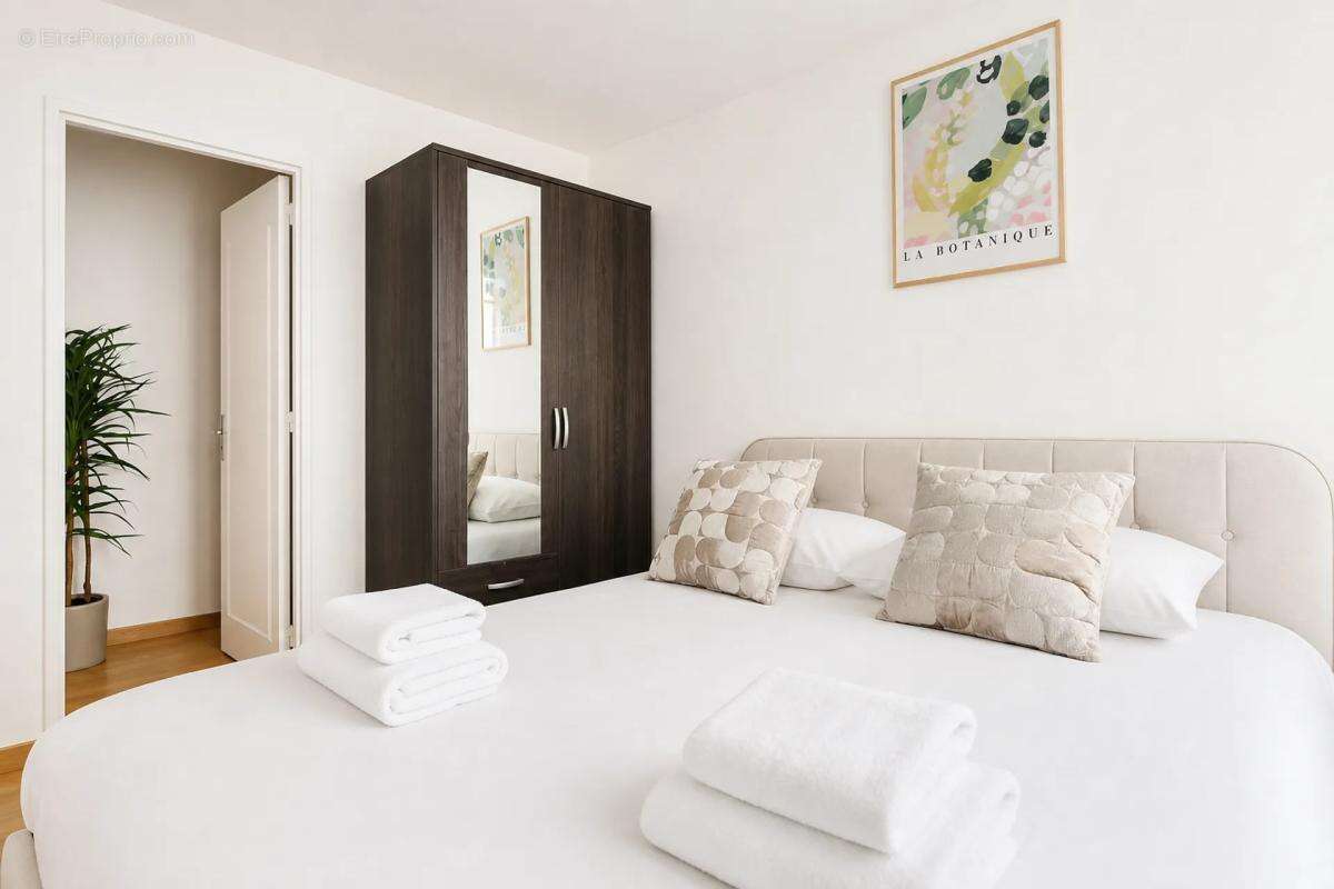 Appartement à PARIS-11E