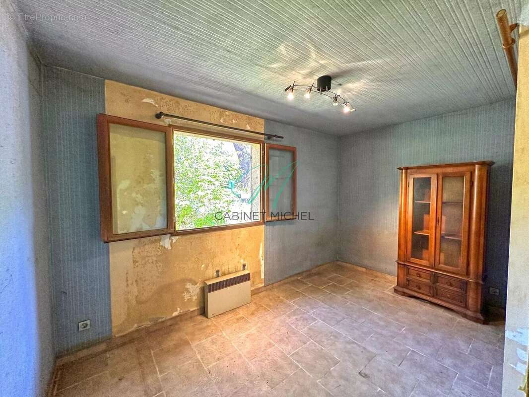 Maison à ROQUEFORT-LES-PINS