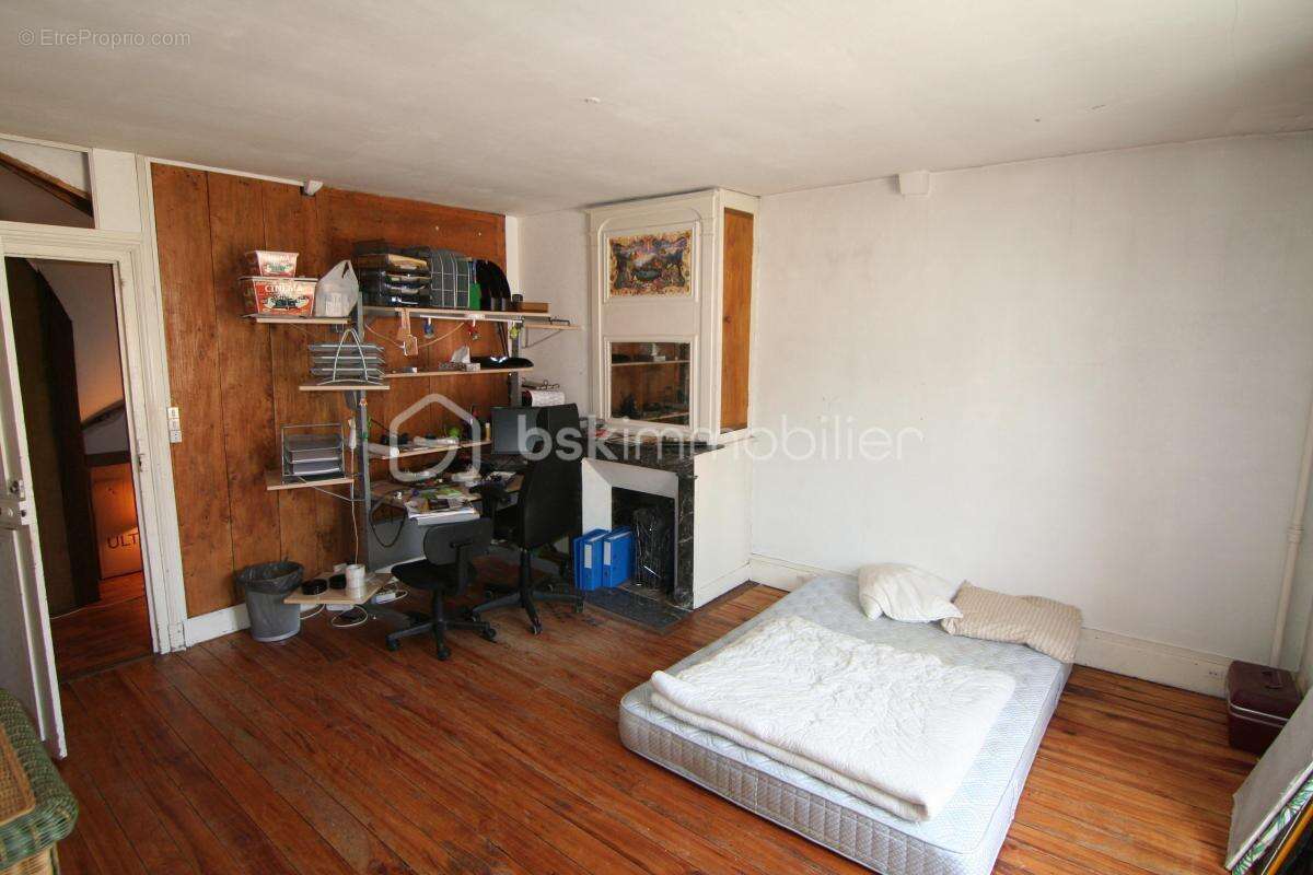 Maison à SAINT-CHERON