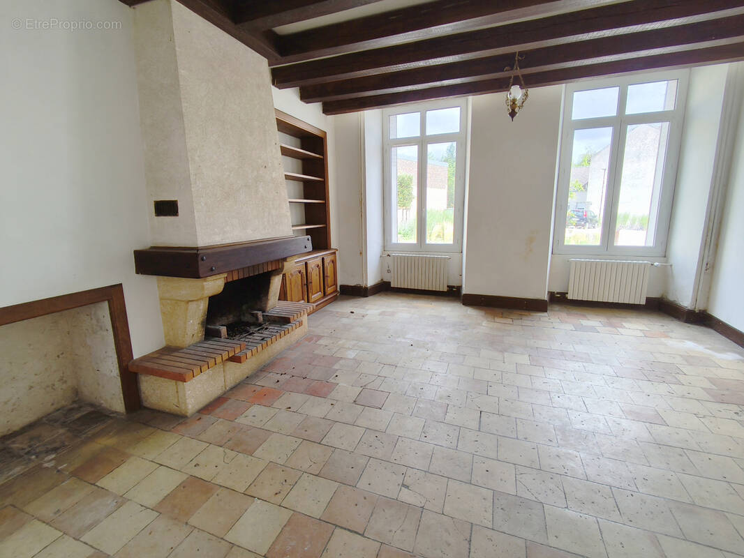 Appartement à SAINT-VINCENT-DU-LOROUER