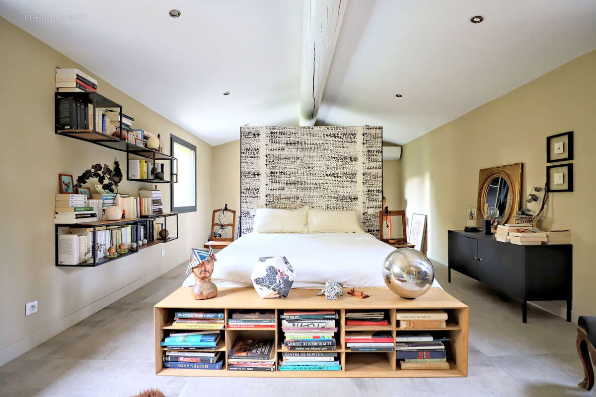 Maison à LE CASTELLET