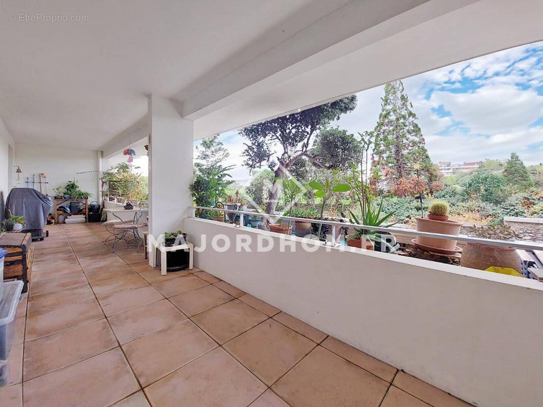 Appartement à MARSEILLE-10E