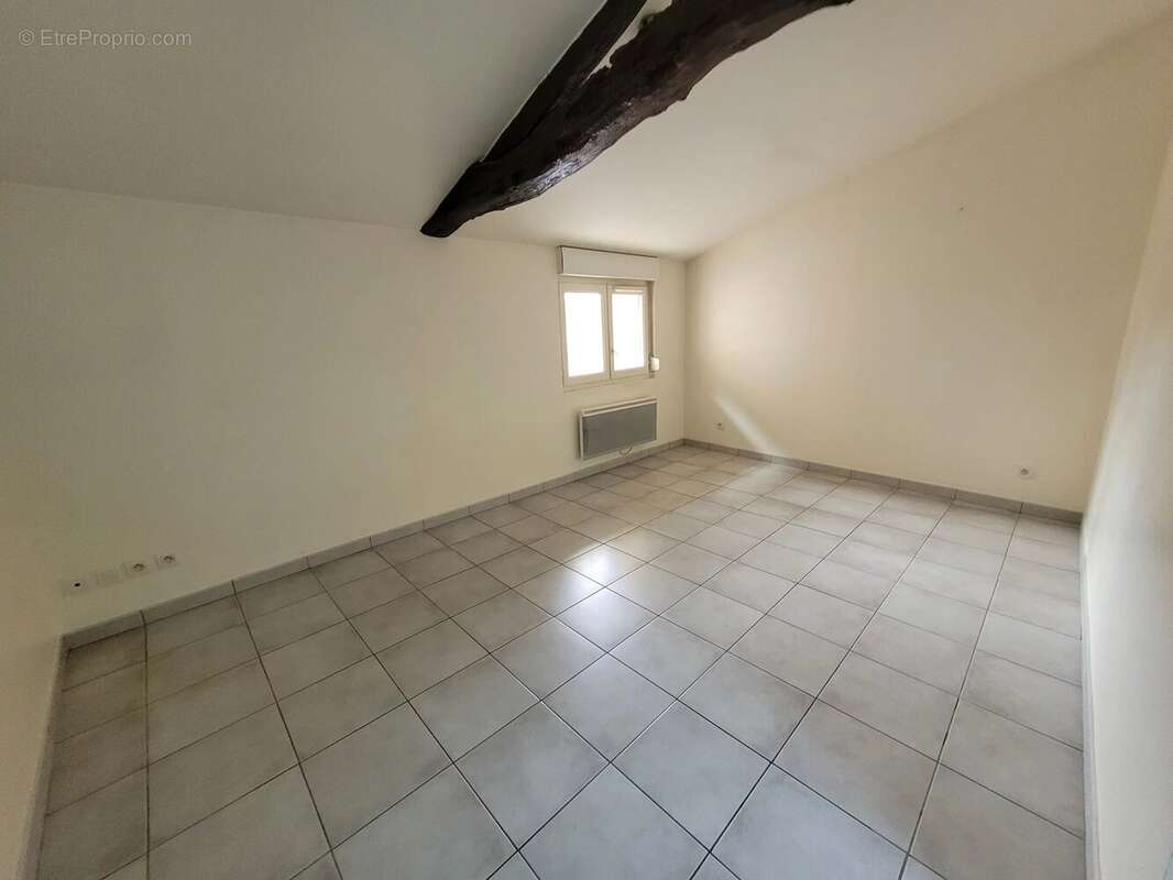 Appartement à BELLEVILLE