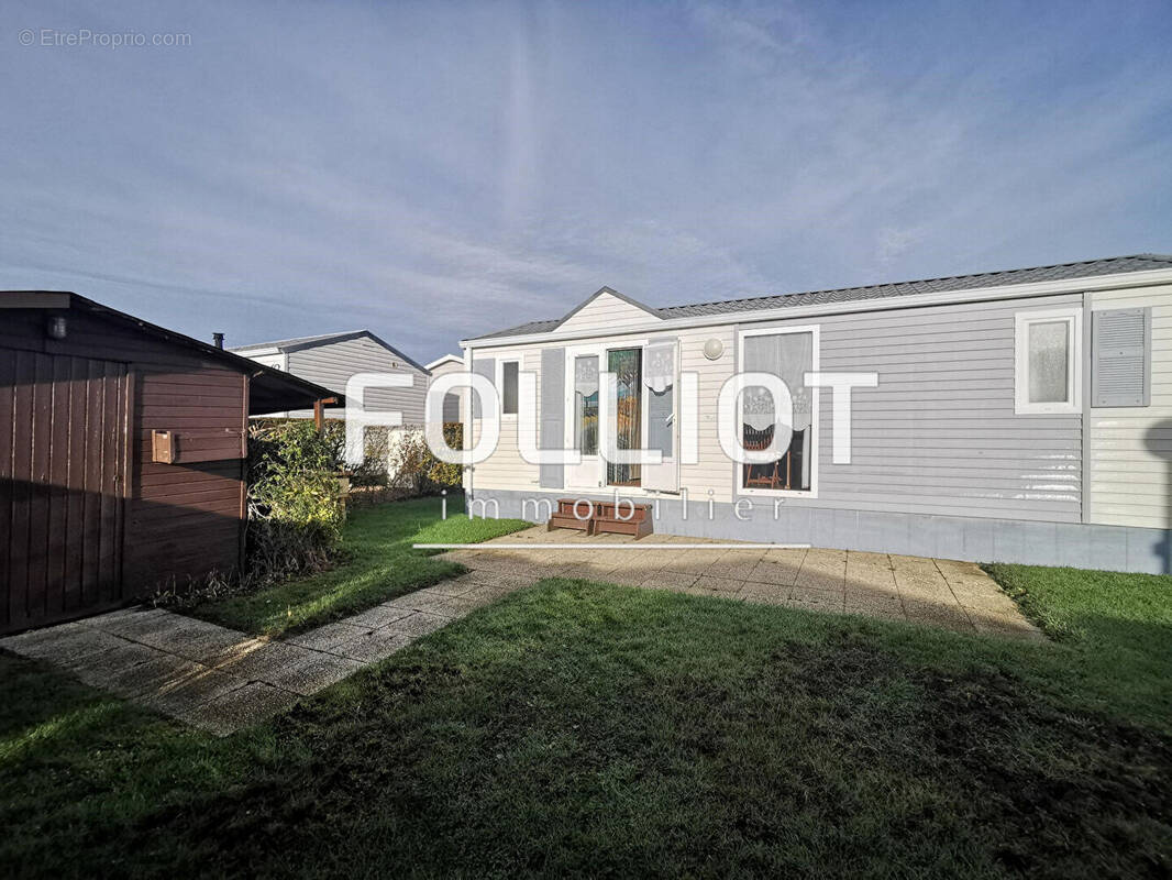 Maison à SAINT-PAIR-SUR-MER