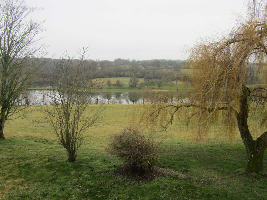 Maison à OUROUER-LES-BOURDELINS