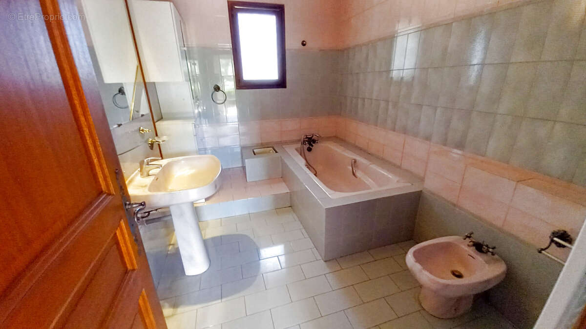 Maison à LE POUJOL-SUR-ORB