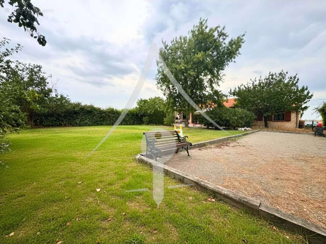 Maison 150 m² à Lavernose-Lacasse (31410) – Plain-pied, Parcelle de 1 500 m² - photo 12
