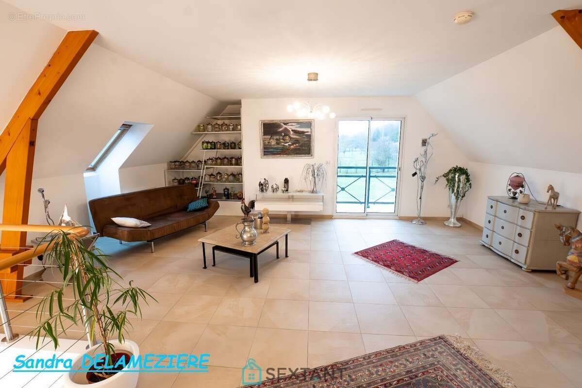 Maison à FLIXECOURT