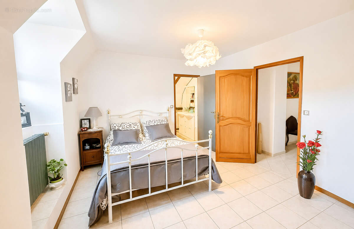 Maison familiale de caractère à 10 minutes de Dole Sud - photo 9