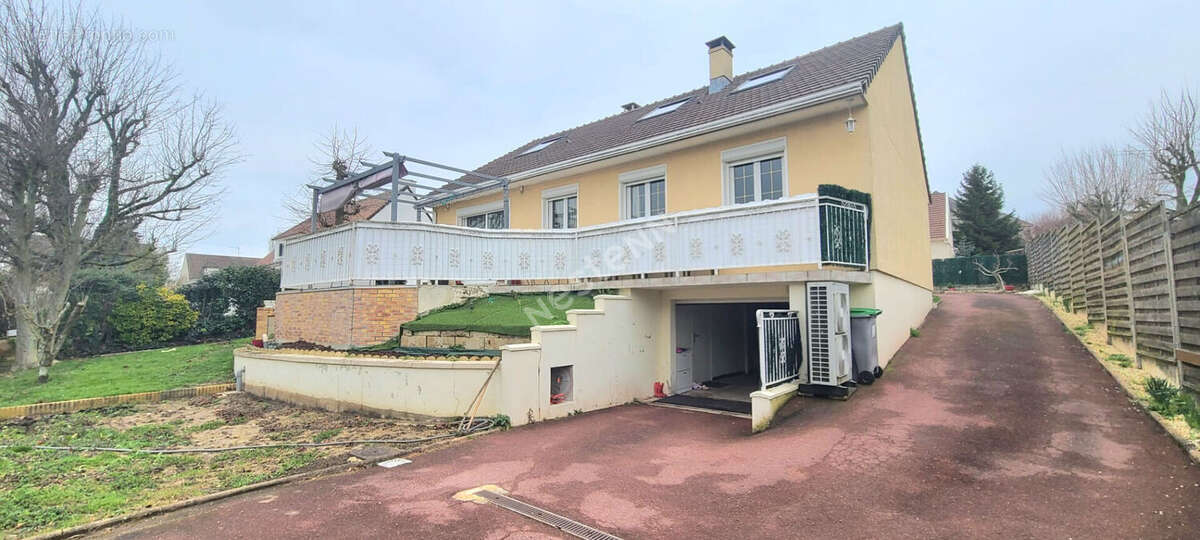 Maison à MAREIL-EN-FRANCE