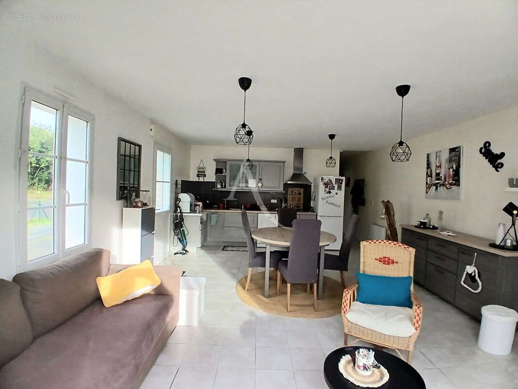 Maison à SAINT-GERVAIS