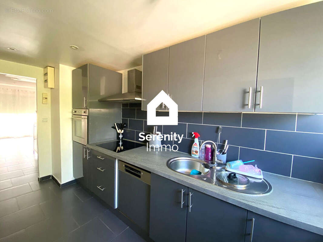 Appartement à SEPTEMES-LES-VALLONS