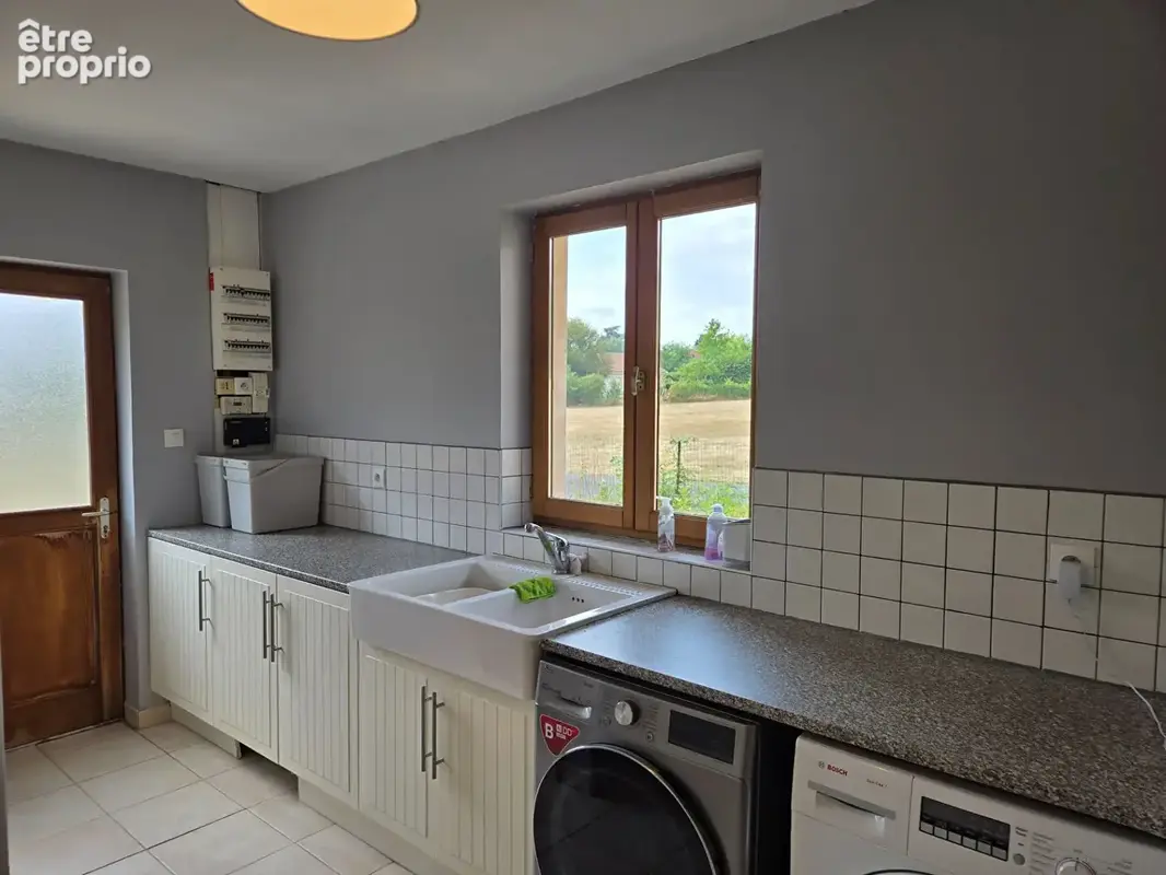 Haute Vienne: Maison contemporaine éco performante de plain pied, avec prestations de qualité, proche de Bussière Poitevine. - photo 8
