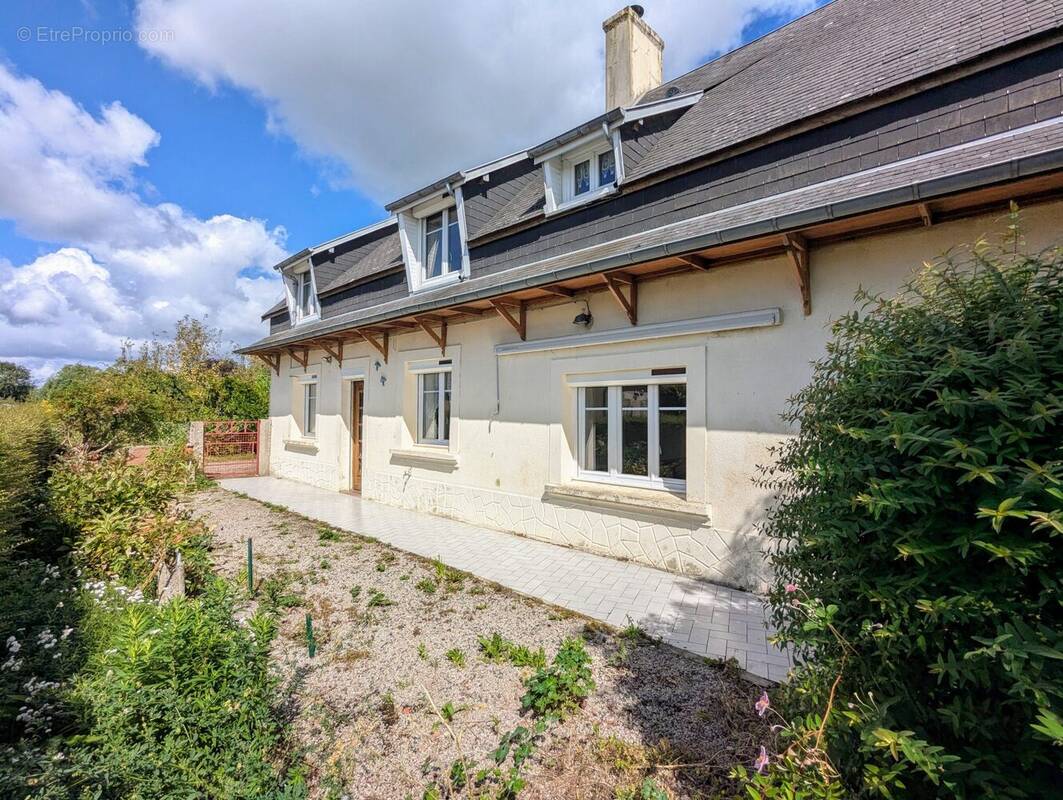 façade avant - Maison à ISIGNY-SUR-MER