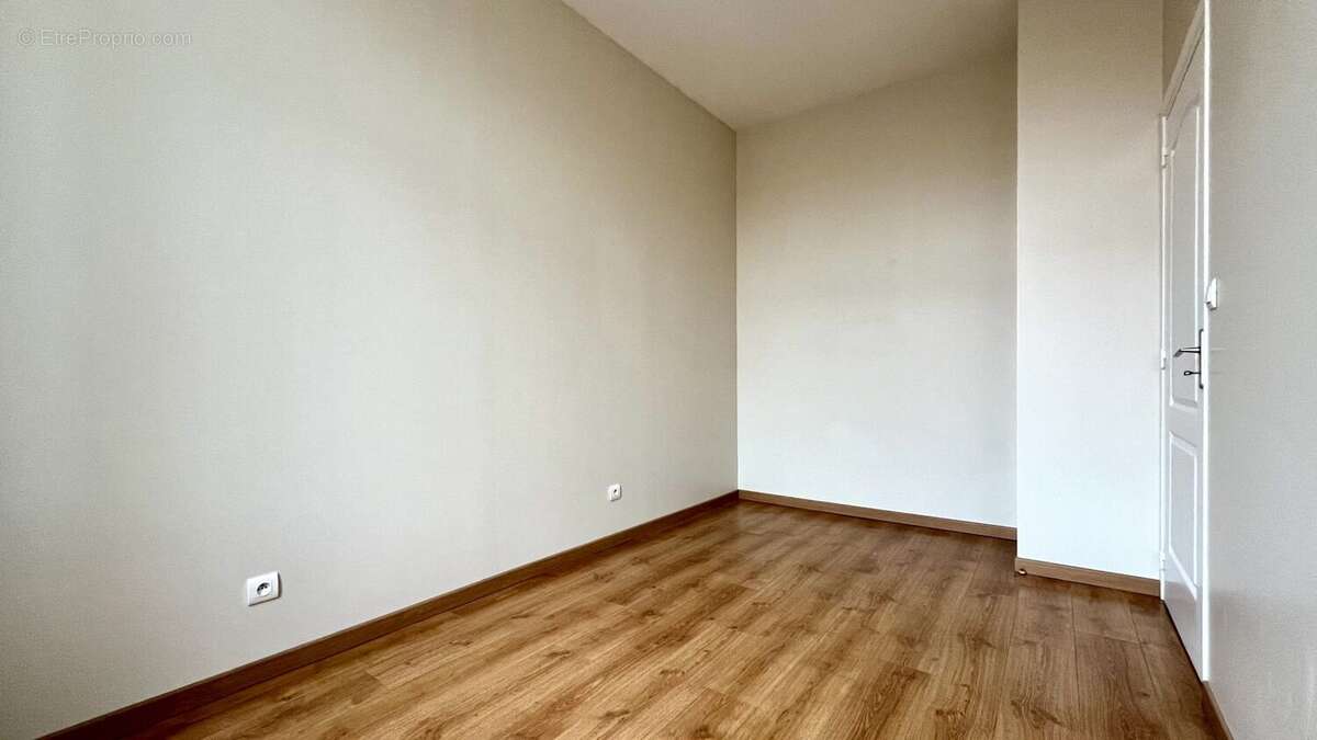 Appartement à CUINCY