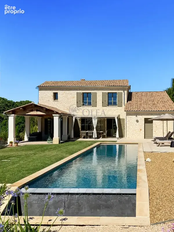 Maison 5 pièces 158 m² à vendre à Uzes (30700) - photo 3