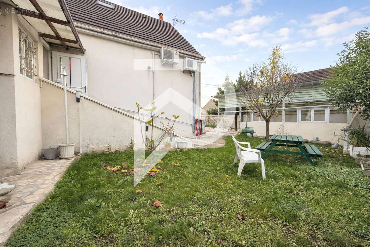 Maison à VILLEPINTE