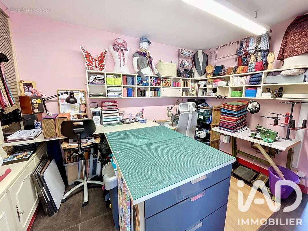 Maison 156 m² à Cenon-Sur-Vienne  - photo 9