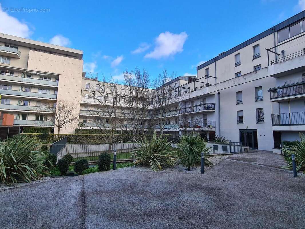   - Appartement à TOULOUSE
