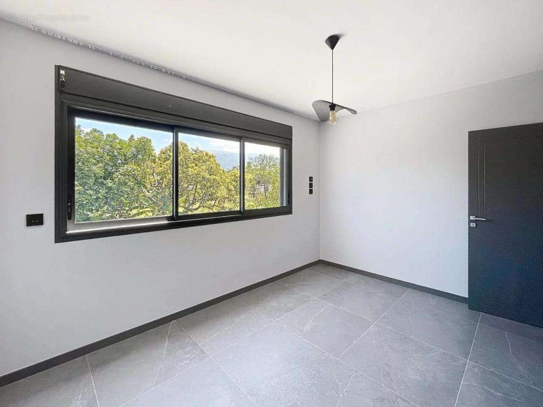 Maison à SAINT-PIERRE