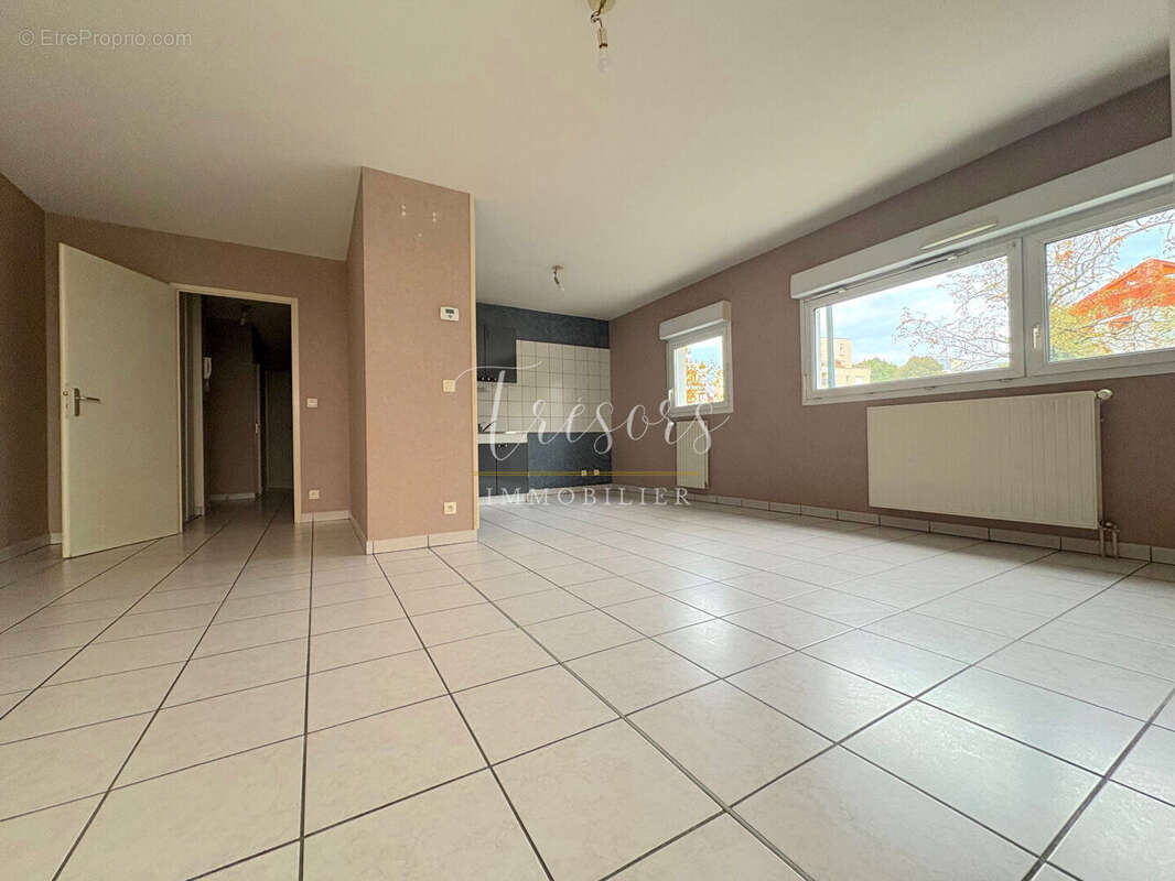 Annecy centre,t3  ideal profession  liberale !! 66m2 - photo 2