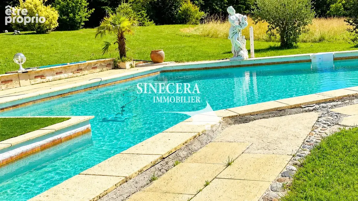 Maison 518 m² à Vaudreuille  - photo 2