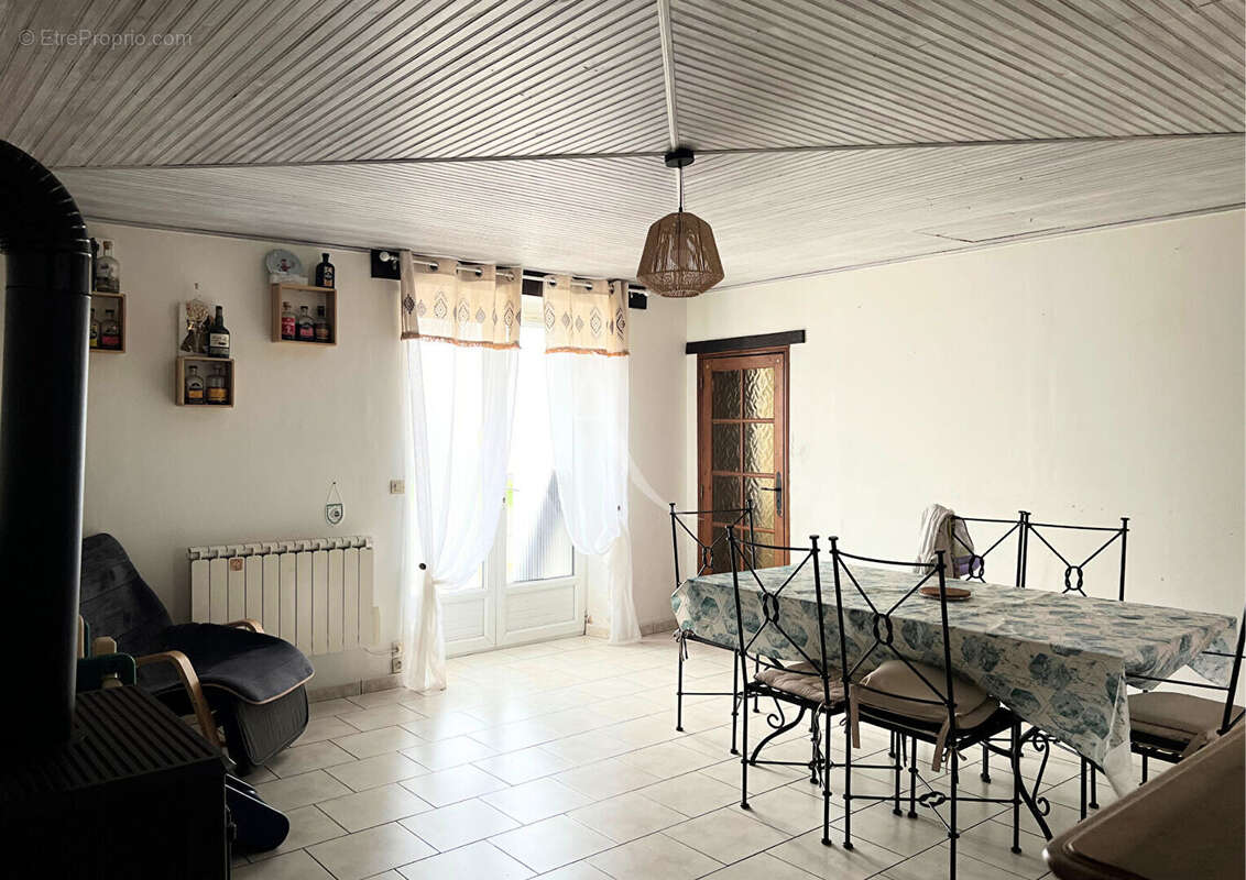 Maison à BEAUVOIR-SUR-MER