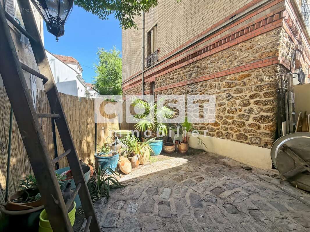 Appartement à COLOMBES