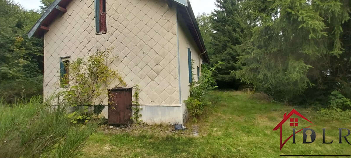 Maison à CORRAVILLERS