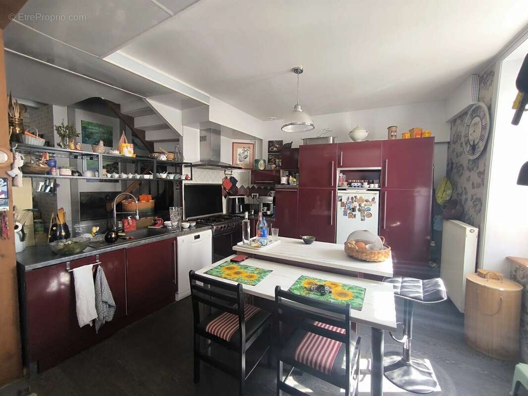 Maison à SAINT-JUNIEN