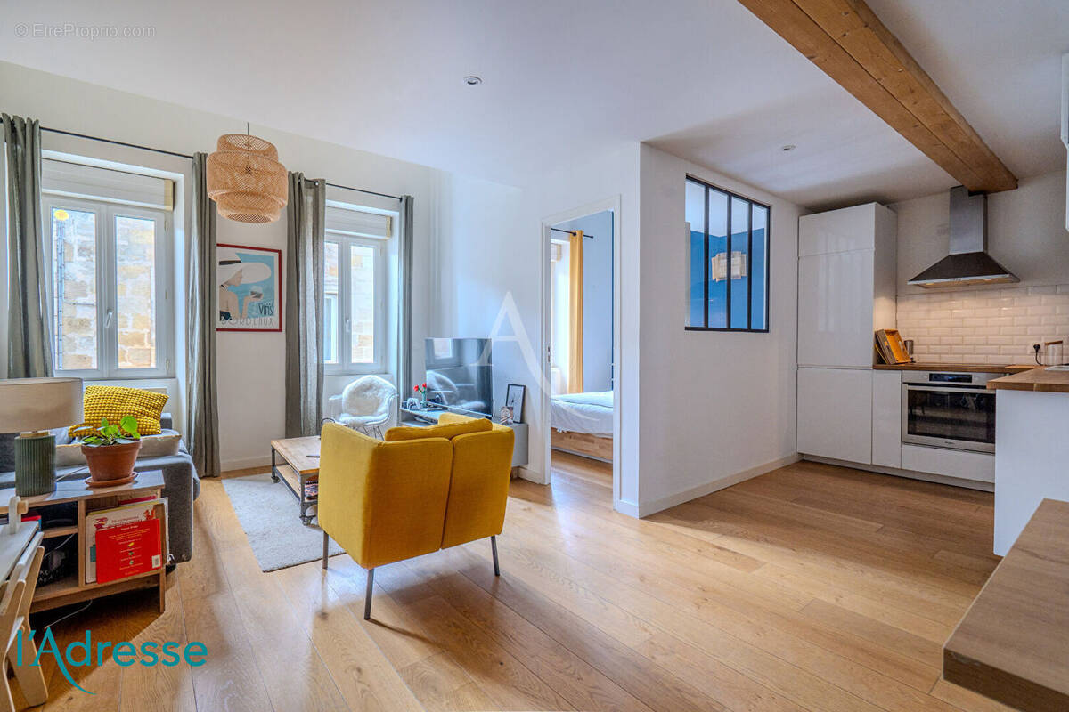 Appartement à BORDEAUX