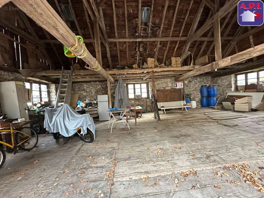 Maison à SAINT-LARY