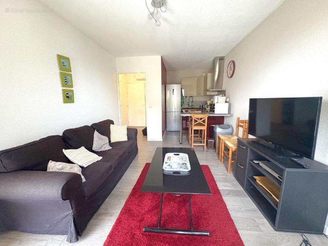 Appartement à LATTES