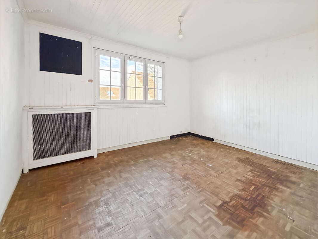 Maison à VILLEBON-SUR-YVETTE