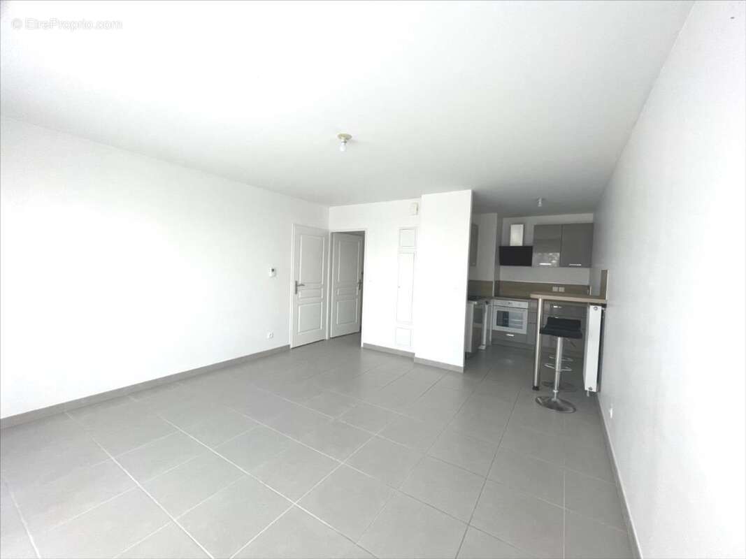Appartement 52 m² à Bezannes  - photo 17