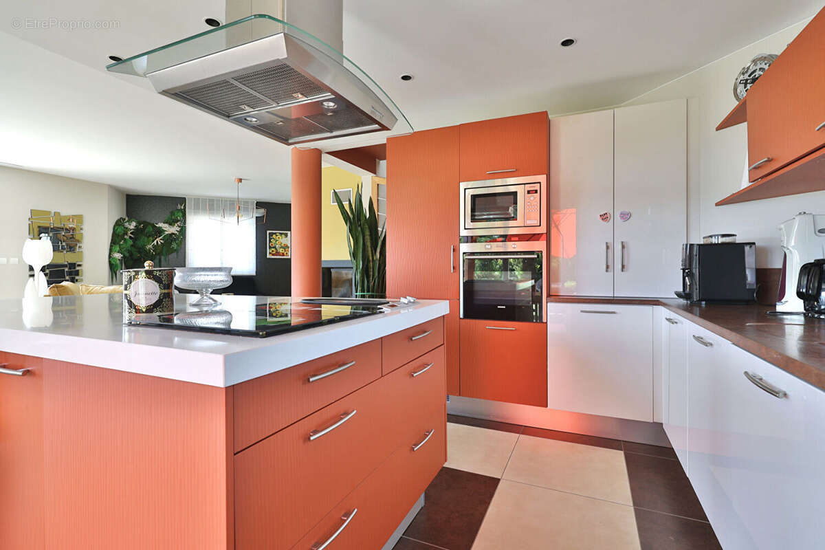 Maison à GRESY-SUR-AIX