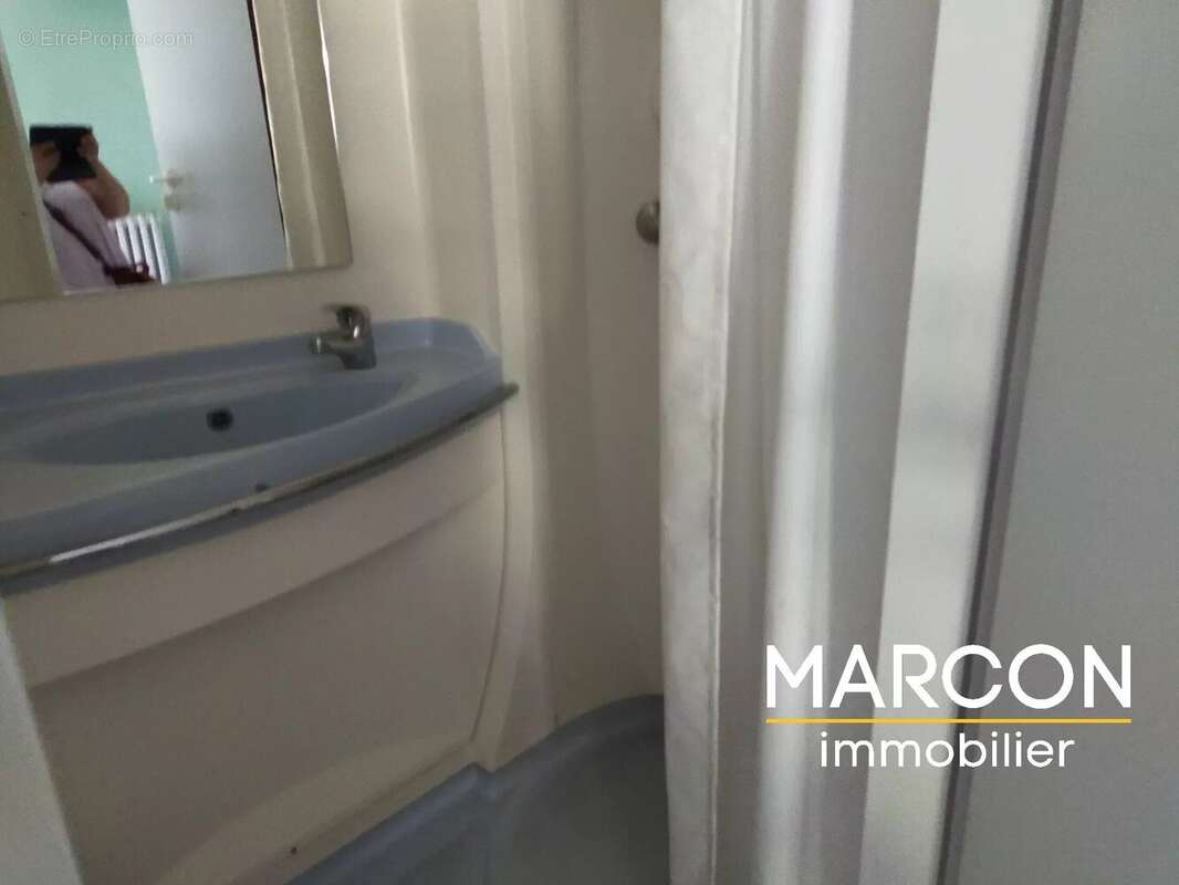 Commerce à LA SOUTERRAINE