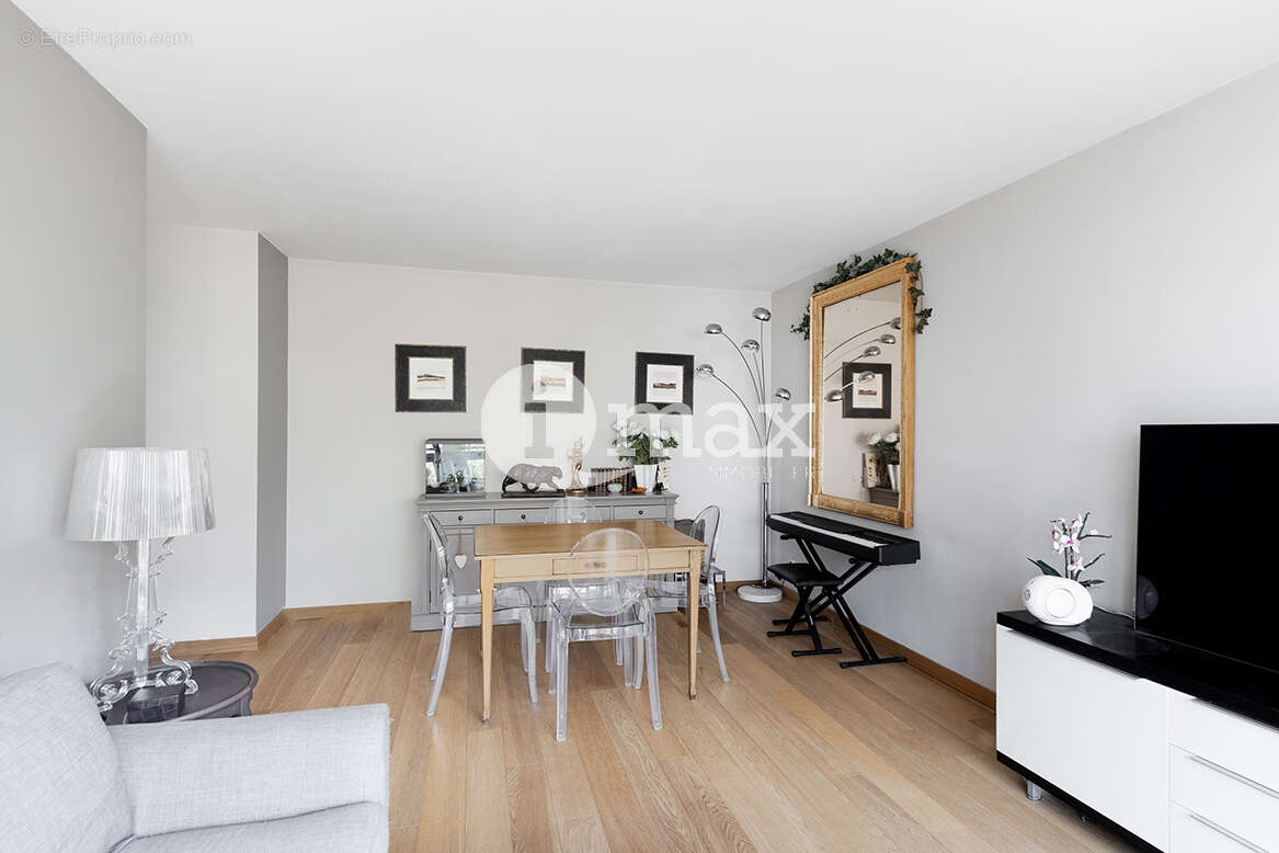Appartement à LEVALLOIS-PERRET
