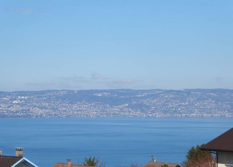 Terrain à EVIAN-LES-BAINS