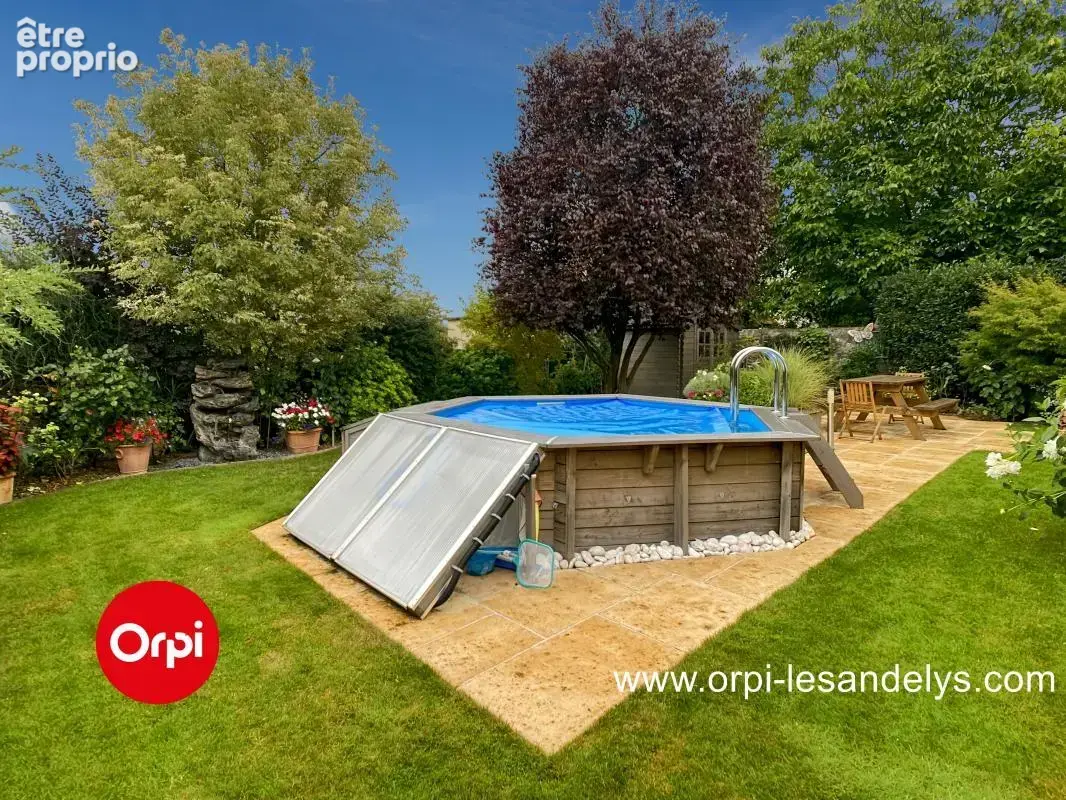 Maison de Plain-Pied en Parfait État avec Sous-Sol Total - photo 12