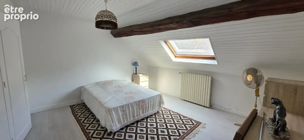 Clamecy, proche centre ville, MAISON avec JARDIN et GARAGE - photo 12