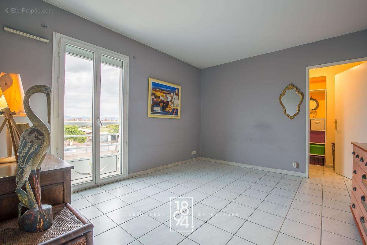 Appartement à MARSEILLE-8E