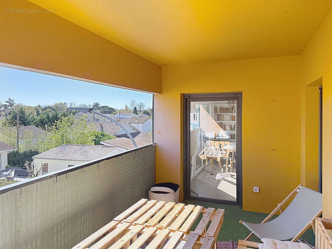 Appartement à VILLENAVE-D'ORNON