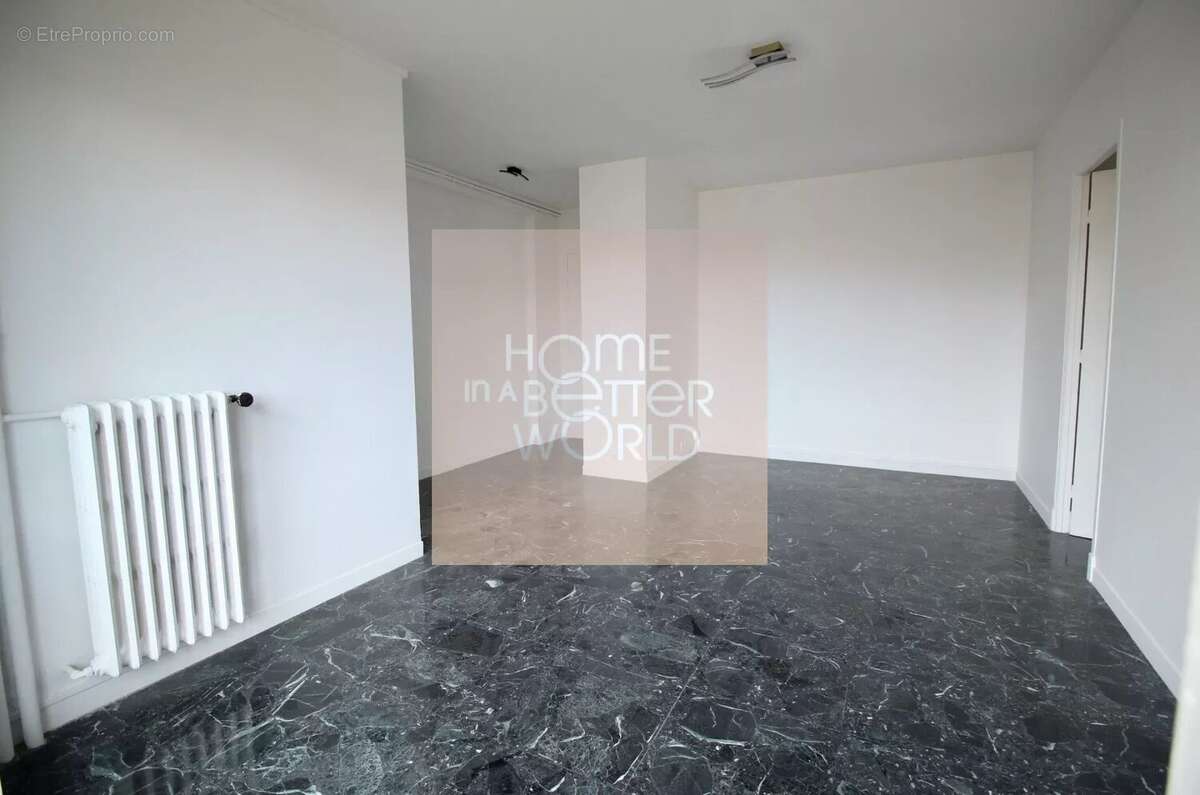 Appartement à BEAULIEU-SUR-MER