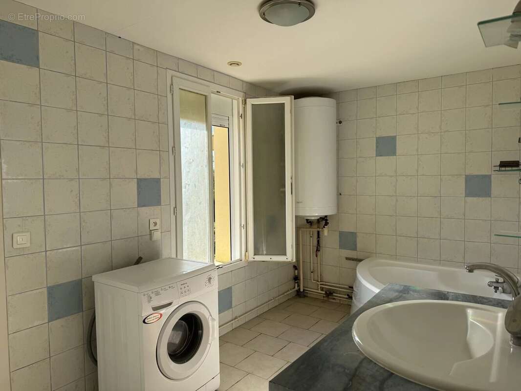 Maison à FRONTENAUD