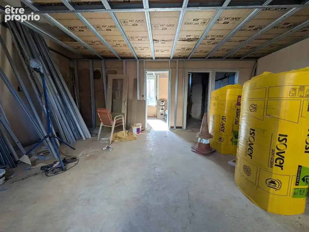 FOUGERES - Immeuble de rapport - 7 logements - 300 m² - photo 15