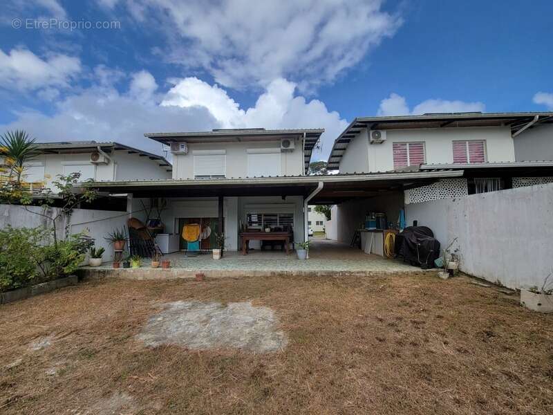 Maison à REMIRE-MONTJOLY