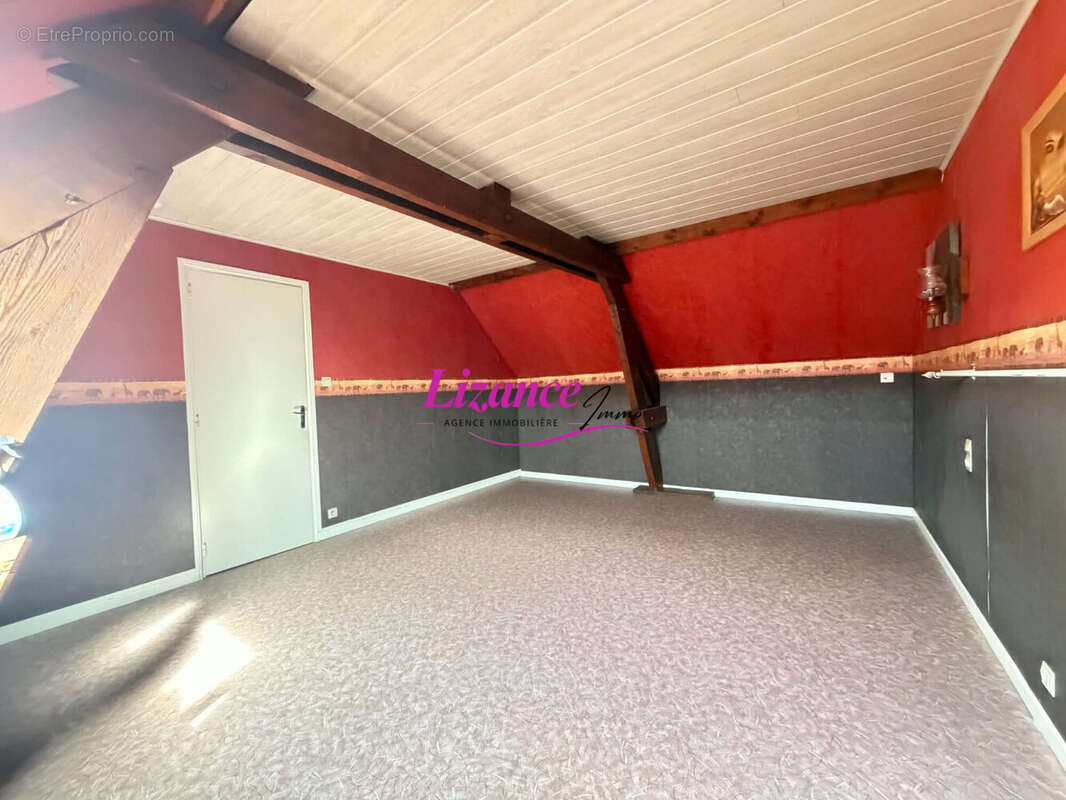 Maison 137 m² à Villers-Guislain  - photo 9