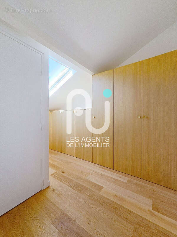 Maison à ASNIERES-SUR-SEINE